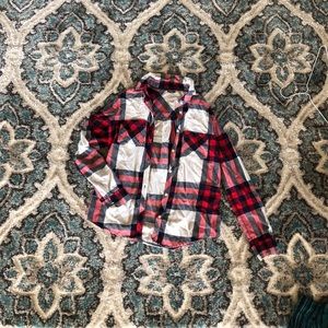 Plaid flannel long sleeve shirt